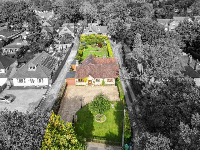 Bungalow for sale in Tidbury Green, West Midlands