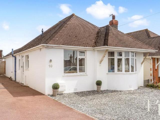 Bungalow for sale in Fishersgate, West Sussex