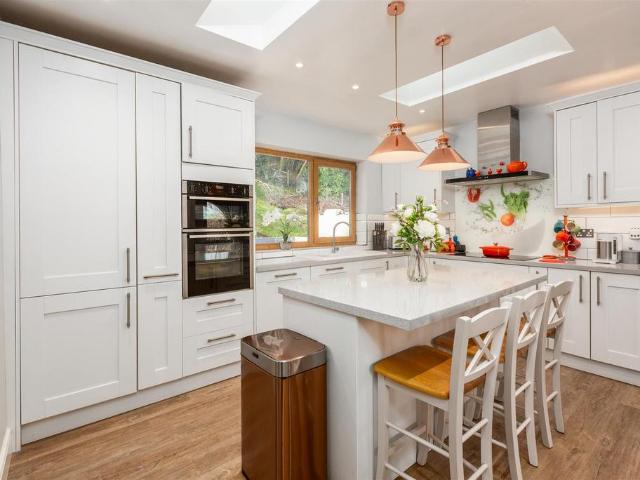 Bungalow for sale in Mawr, Clydach