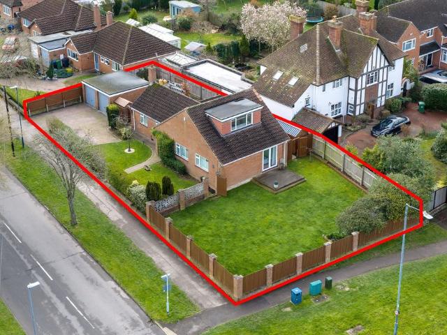 Bungalow for sale in Lillington, Green Close