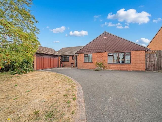 Bungalow for sale in Balsall, West Midlands