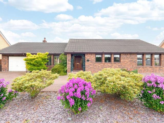 Bungalow for sale in Symington, Scotland