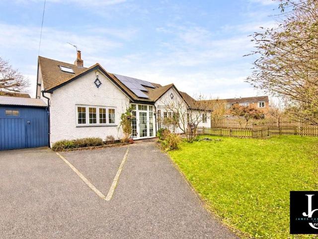 Bungalow for sale in Aqueduct, Telford
