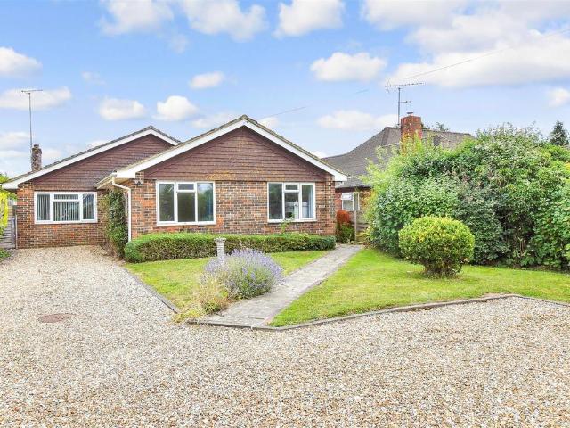 Bungalow for sale in Barnham and Eastergate, Clapham
