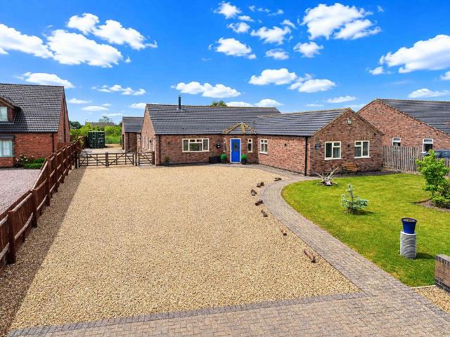 Bungalow for sale in Gosberton Clough, Lincolnshire
