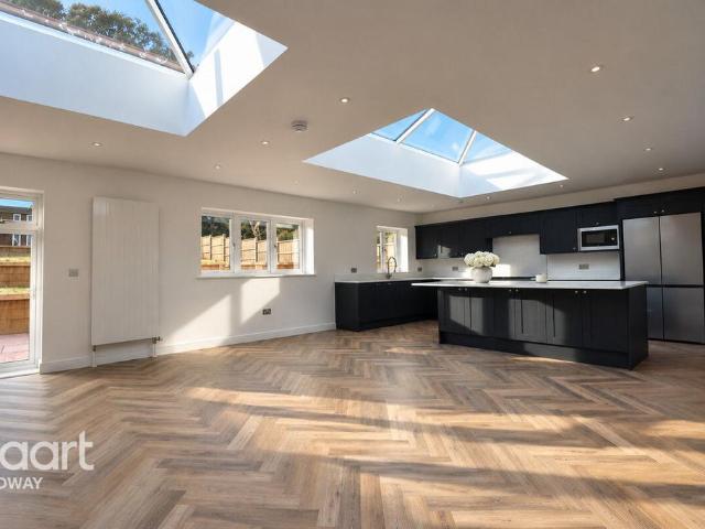 Bungalow for sale in Salters Cross, Strood
