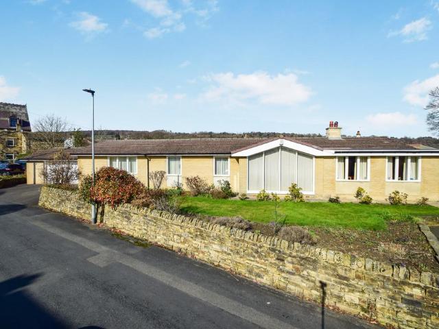 Bungalow for sale in West Yorkshire