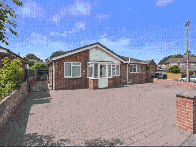 Bungalow for sale in Fareham, Hampshire