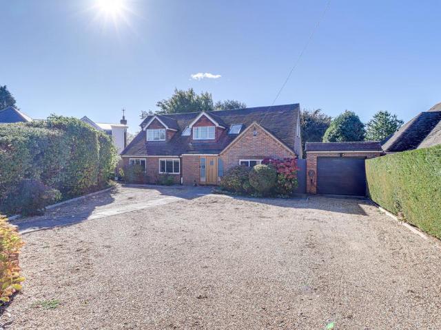 Bungalow for sale in Southdown, St Albans