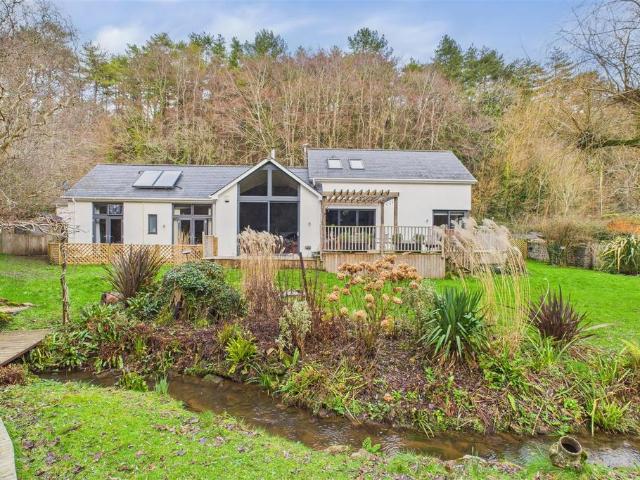 Bungalow for sale in Walton-in-gordano, North Somerset