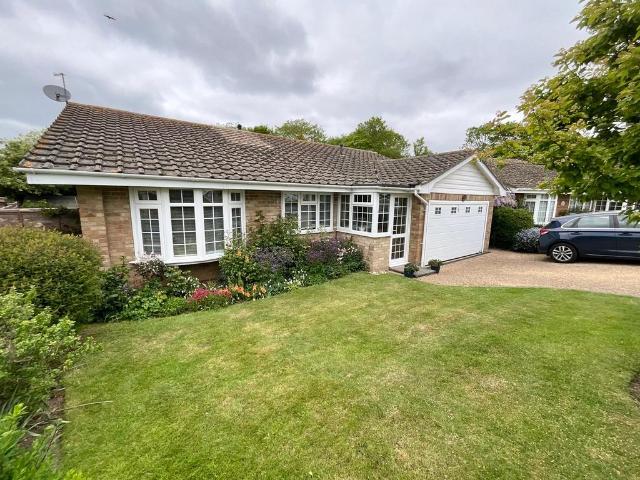 Bungalow for sale in Little Common, Heathlands