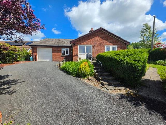 Bungalow for sale in Llangammarch Wells, Wales