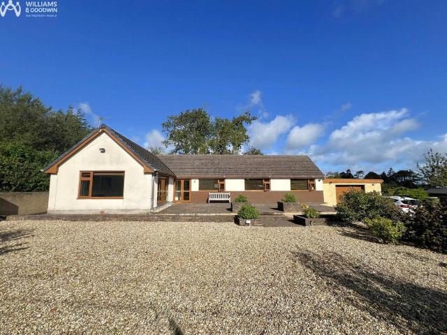 Bungalow for sale in Pentraeth, Wales