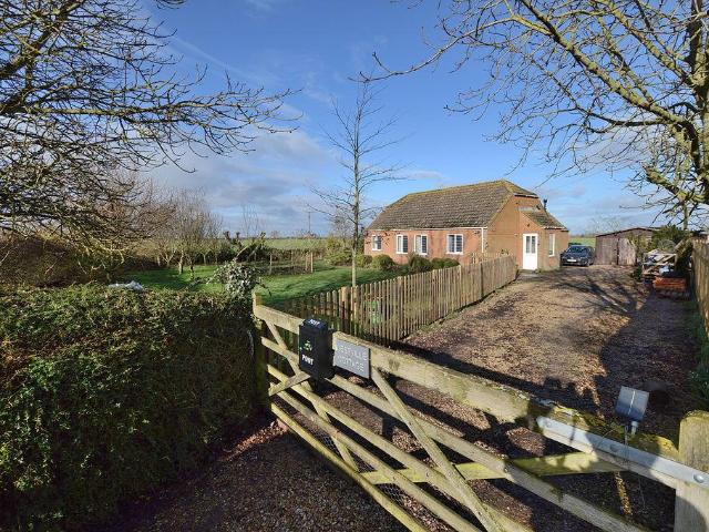 Bungalow for sale in Belleau, Lincolnshire