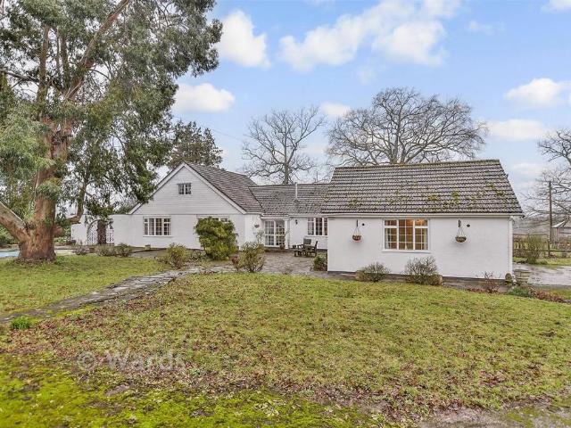 Bungalow for sale in Priestwood, Hamerton