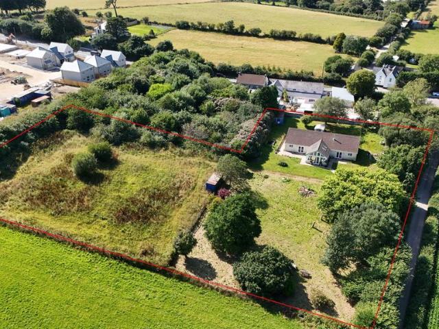 Bungalow for sale in Doublebois, Cornwall