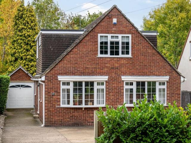 House for sale in Five Acres, Hertfordshire
