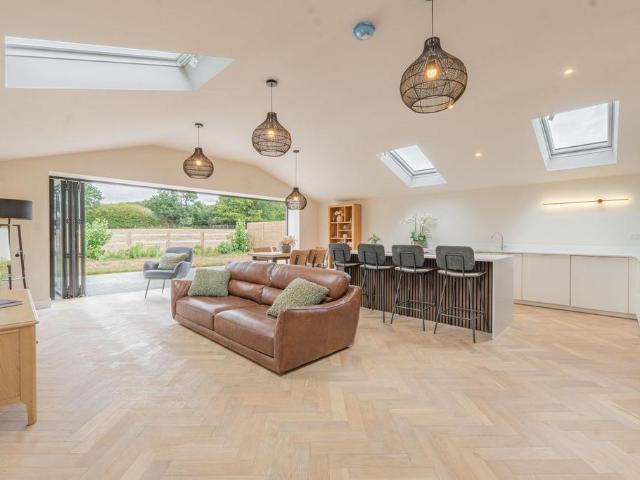 Bungalow for sale in Berkswell, West Midlands
