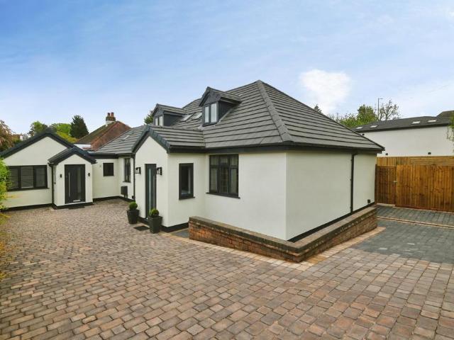 House for sale in Leyfields, Kettlebrook