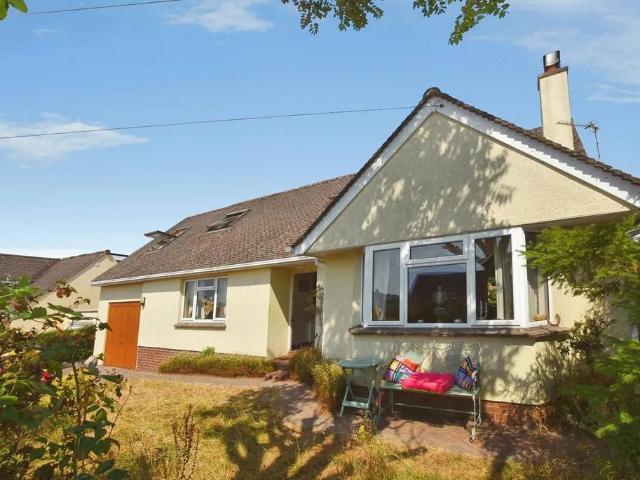 Bungalow for sale in Highweek, Bridford