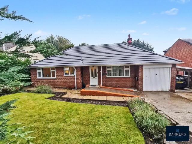 Bungalow for sale in Firthcliffe, West Yorkshire