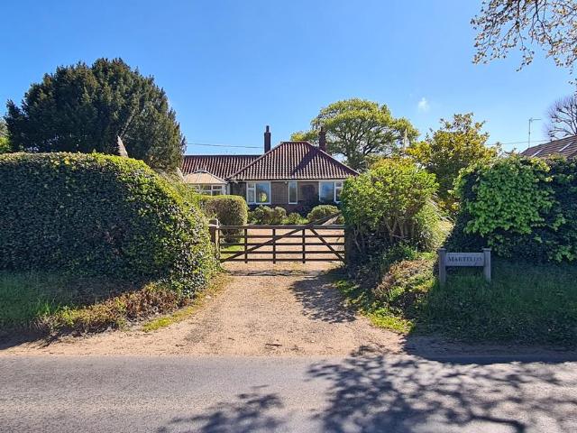 Bungalow for sale in Comers, Norfolk
