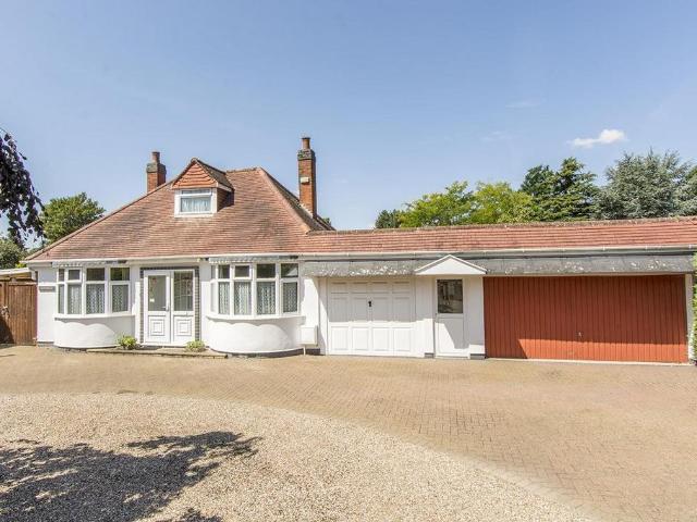 Bungalow for sale in Whetstone, Pinfold