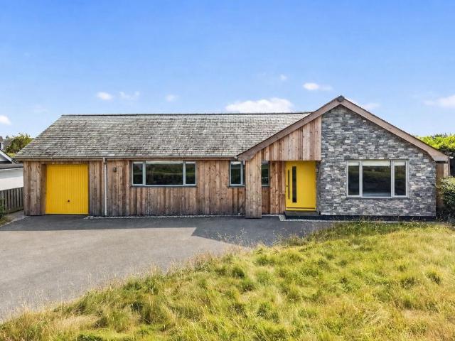 Bungalow for sale in Constantine Bay, Cornwall