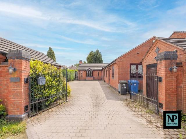 Bungalow for sale in Leyfields, Kettlebrook
