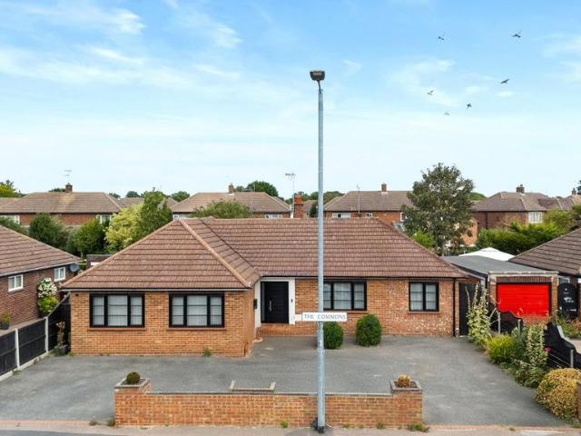 Bungalow for sale in Fordham Heath, Essex