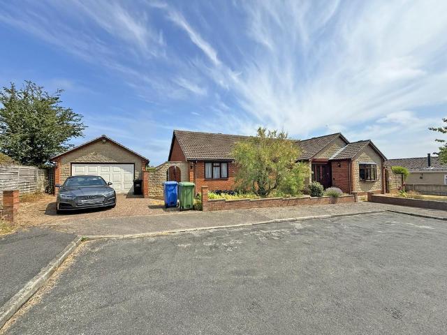 Bungalow for sale in Newby and Scalby, North Yorkshire