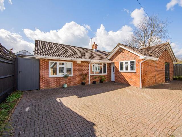 Bungalow for sale in Southborough, Sandown Park
