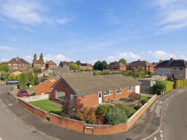 Bungalow for sale in Hollingwood, Chesterfield