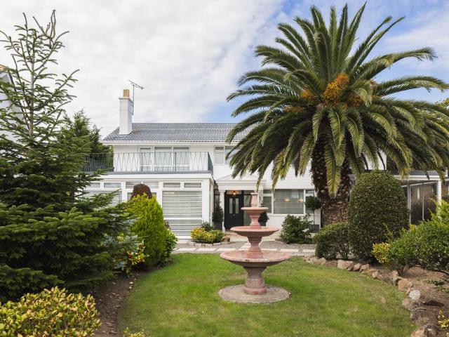 Bungalow for sale in St. Lawrence, Ventnor
