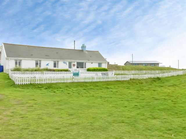Bungalow for sale in Ogmore-by-sea, Wales