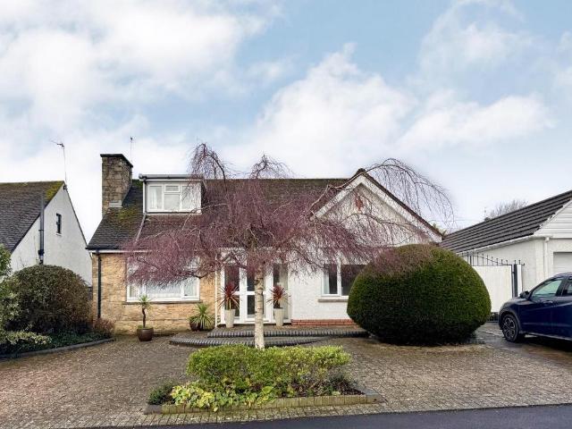 Bungalow for sale in Penarth, Wales