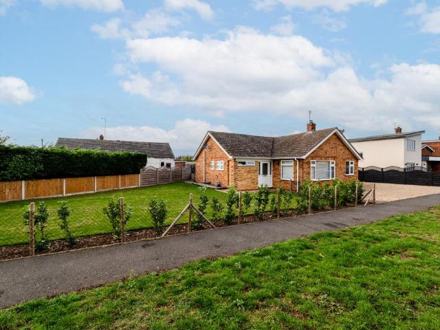Bungalow for sale in Heacham, King's Lynn and West Norfolk