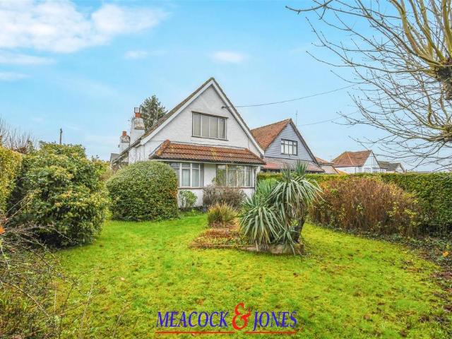 Bungalow for sale in Hutton, Navestock Side