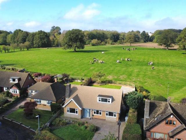 Bungalow for sale in Eaton