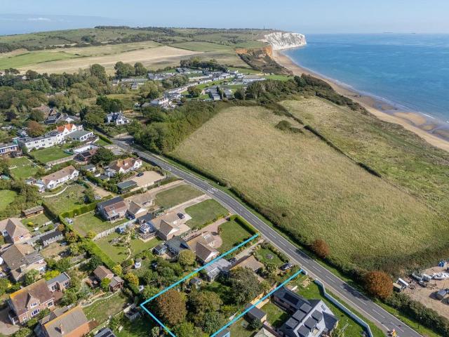 Bungalow for sale in Yaverland, Sandown