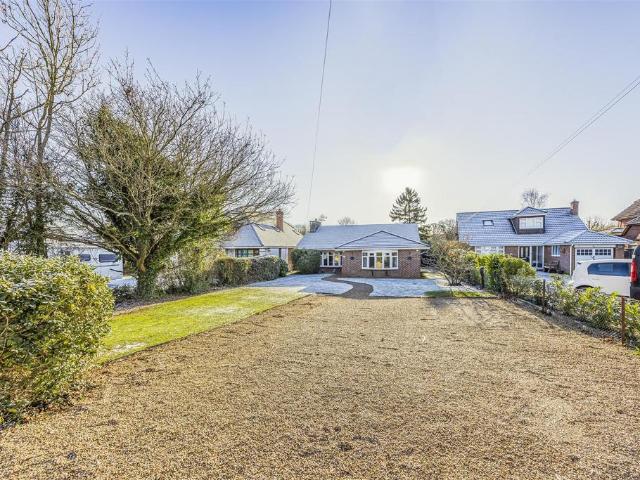Bungalow for sale in Bolton Low Houses, Hampshire