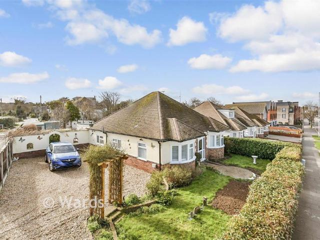 Bungalow for sale in Millmead, Acol
