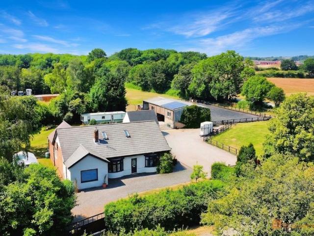 Bungalow for sale in Barton, Leicestershire