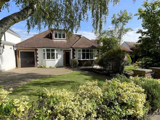Bungalow for sale in Fretherne, Hertfordshire
