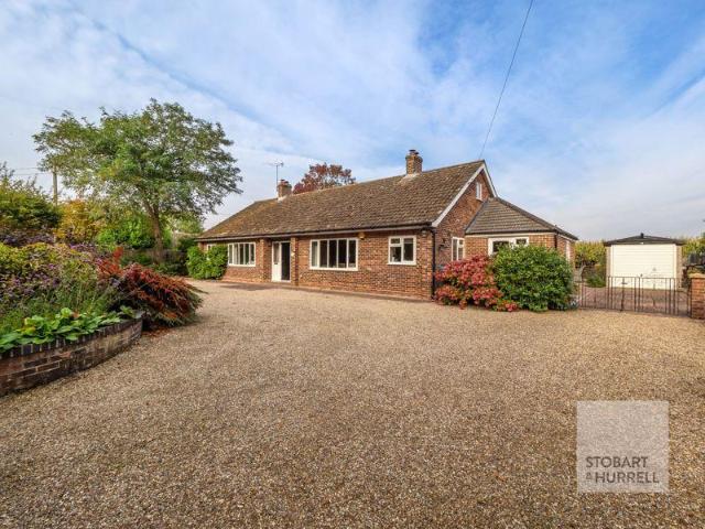 Bungalow for sale in Comers, Norfolk