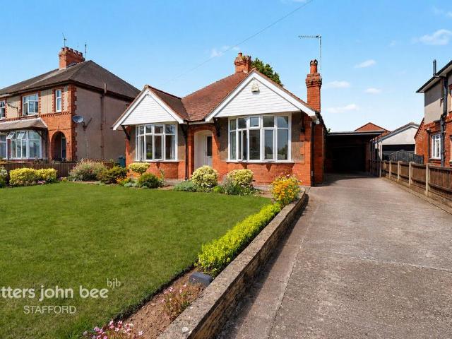 Bungalow for sale in Doxey, Baswich