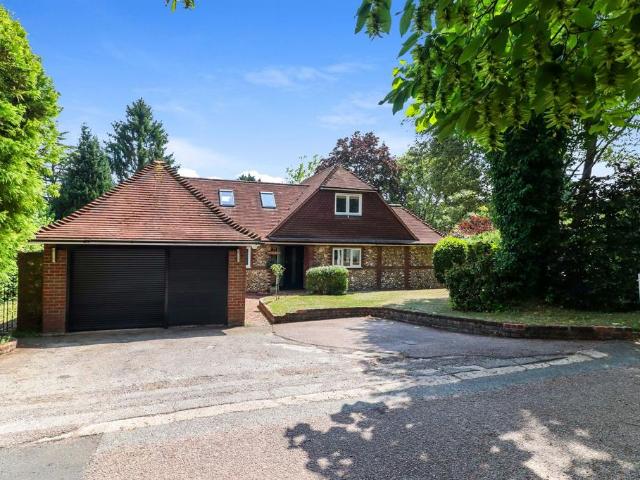 Bungalow for sale in Pouchen End, Hertfordshire