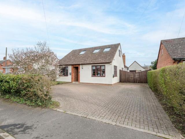 Bungalow for sale in Eastbridge, Suffolk