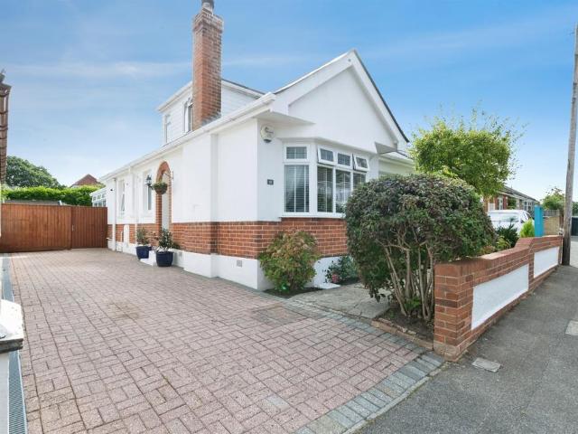Bungalow for sale in Talbot Village, Bournemouth