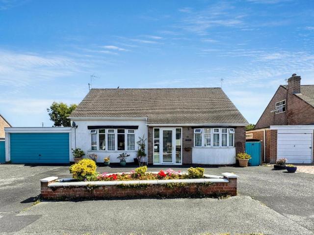 Bungalow for sale in Abergele, Wales